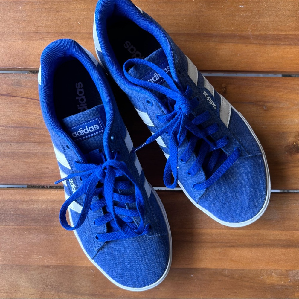 Adidas sneakers, men size 8